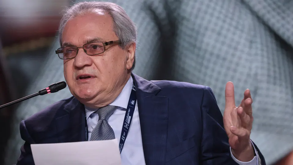 Глава Совета по правам человека Валерий Фадеев заявил, что пользователи VPN ищут информацию у враждебных источников, поддержал ограничения связи в целях безопасности и критиковал массовое недоверие к госмессенджеру Max.