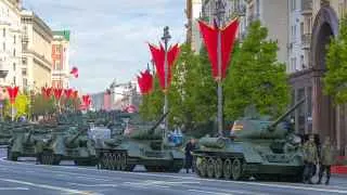Военные приоритеты глубоко перестроили российскую экономику, усилив сырьевую зависимость, перекос в пользу оборонного сектора и социальное напряжение. Даже после прекращения боевых действий стране предстоит долгий и сложный переход к новой экономической модели, в которой успех будет зависеть не только от макропоказателей, но и от того, как перемены почувствуют обычные люди.