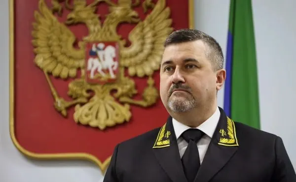 Указ о назначении Фёдора Щукина главой Дагестана опубликован на официальном портале правовой информации. Он сменит Сергея Меликова; Щукину 49 лет, большая часть карьеры связана с судебной системой.