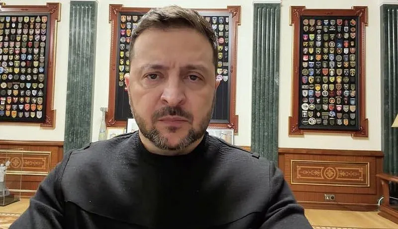 По данным разведки и западных партнёров, готовится удар с применением «Орешника», в том числе по Киеву. Граждан призвали внимательно реагировать на сигналы тревоги и пользоваться укрытиями.
