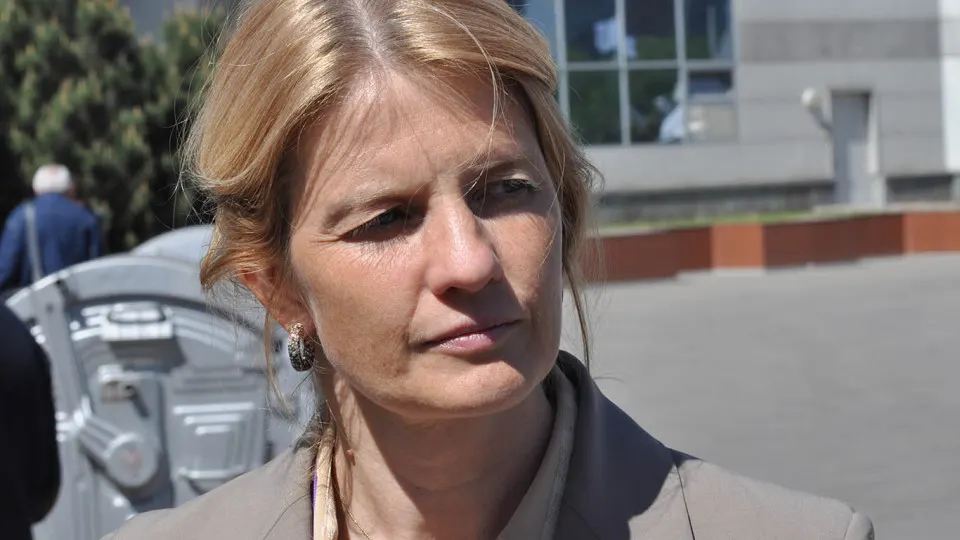 Основательница «Лаборатории Касперского» выступила против ужесточения блокировок и регуляторных мер в рунете после переговоров с сотрудниками Второй службы ФСБ; участники рынка сомневаются, что это повлияет на политику властей.
