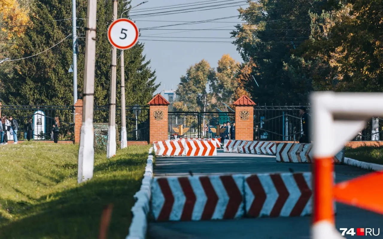 Правительство распорядилось вывести Челябинское высшее военное авиационное училище штурманов из подчинения Военно-воздушной академии: реорганизацию поручено завершить к 1 сентября 2026 года.