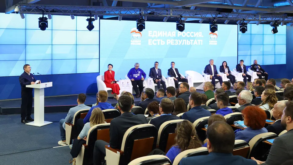 В Кремле поручили регионам ориентироваться на показатели 2021 года, снизить тревожность избирателей и заранее позаботиться о безопасности в ходе кампании.