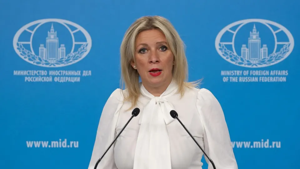 Официальный представитель МИД России предупредила о незамедлительном и адекватном ответе на посягательства против российских граждан в Приднестровье на фоне указа о выдаче паспортов и поправок, дающих право применять армию за рубежом.