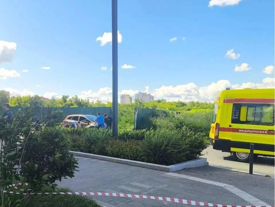 Инцидент произошёл 26 июня около 10:00: прибывшие медики констатировали смерть. Обстоятельства устанавливаются.