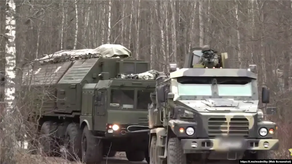 Сообщается, что в период 11–14 июня возможен удар ракетой «Орешник» по Украине; сведения о предупреждении США доводились до Киева, официальных заявлений посольства США на момент публикации не было.