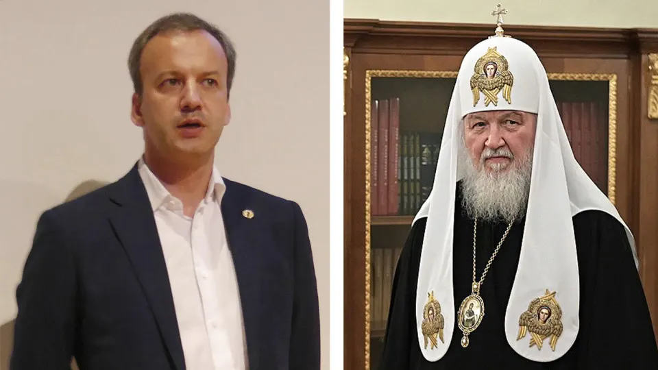 Еврокомиссия предлагает внести в очередной, 21-й пакет санкций главу РПЦ и президента ФИДЕ, а также готовит масштабные ограничения против банков, нефтяного и судоходного секторов; решение должно быть единогласно одобрено лидерами ЕС.