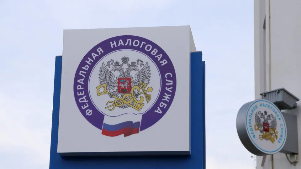 Федеральная налоговая служба рекомендовала регионам расширить налогообложение имущества и транспорта, пересмотреть льготы и провести инвентаризацию недвижимости, чтобы сократить дефицит местных бюджетов, достигший 1,538 трлн рублей в прошлом году.
