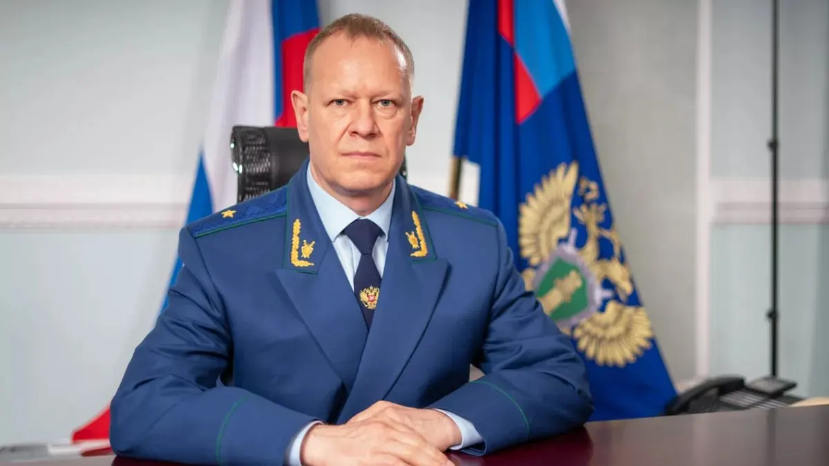 Президент направил в Совет Федерации кандидатуру Николая Рябова; консультации сенаторов по прокурорским назначениям пройдут 16 июля. Рябов с 2024 года возглавляет управление Генпрокуратуры по Сибирскому федеральному округу.