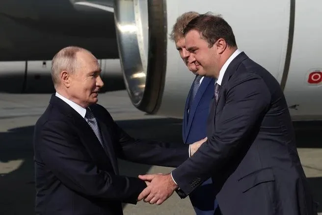 На рабочей встрече 25 июля обсуждали рост ВРП, динамику сельского хозяйства, промпроизводство, крупные инфраструктурные проекты и меры поддержки участников СВО.