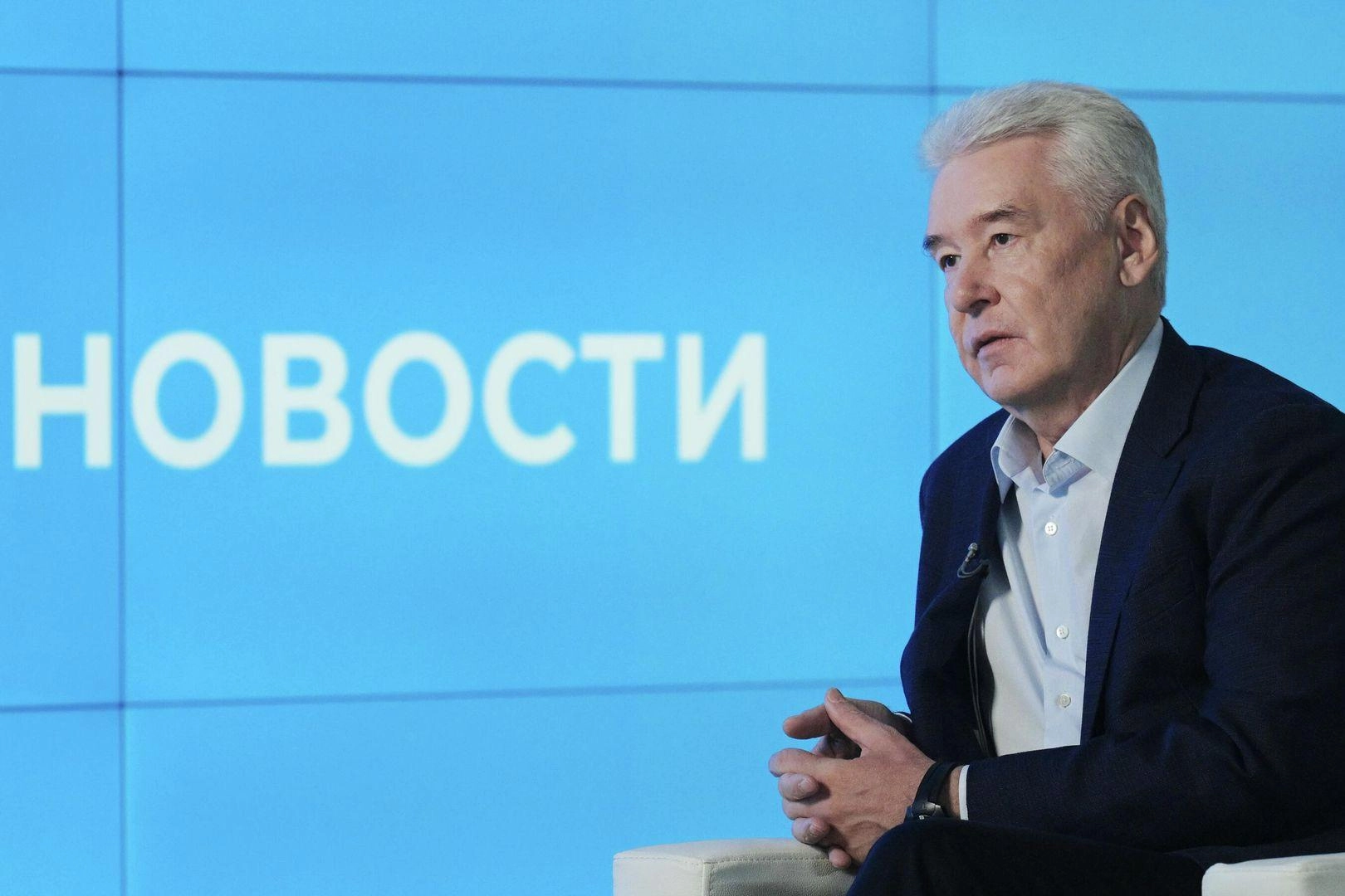 Мэр Москвы заявил, что призывы мобилизовать экономику ради войны вредны и победа возможна только при устойчивой мирной экономике.
