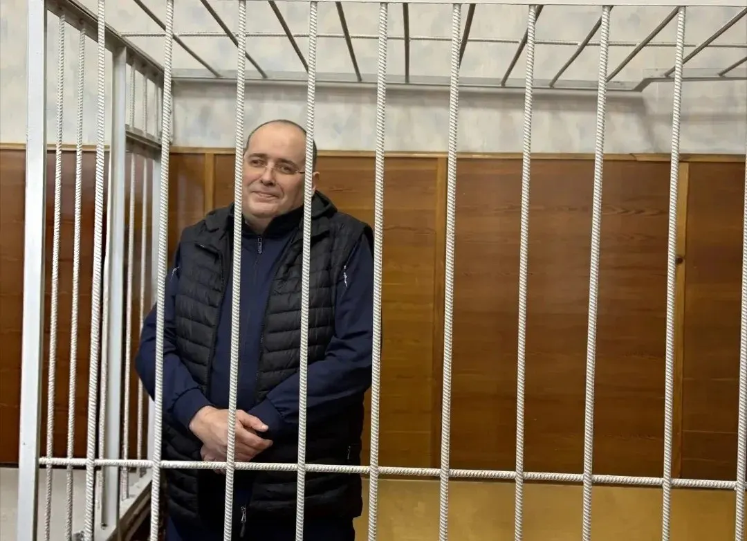 Суд вынес решение по делу Андрея Кислицына, обвиняемого в получении взятки в особо крупном размере; общий срок наказания составит 14 лет.