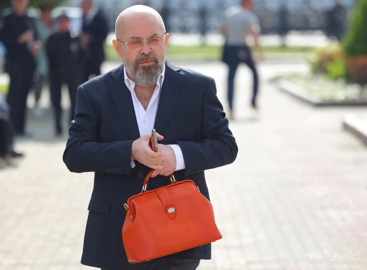 На аукционе проданы 50% акций банка и 100% акций фирм, победителем стала ПАО «Эсэфай».